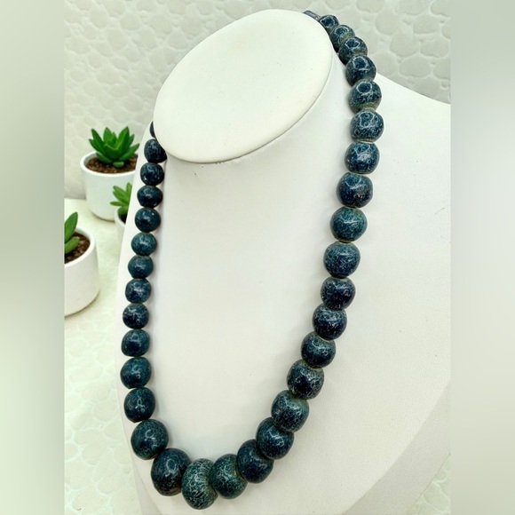 Vintage Blue Sponge Coral Graduated Necklace 16” Barrel Clasp 53.6g - Picture 7 of 17